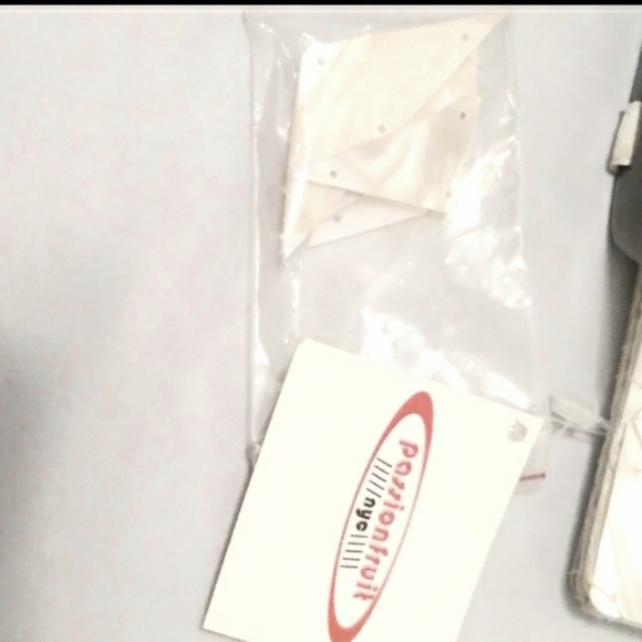 NWTS PassionFruit Handbag Abalone Shell - Picture 5 of 7